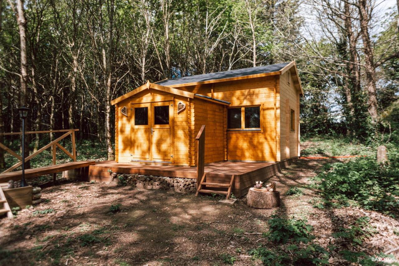 Cabane Insolite Avec Escape Game Saint-Evarzec ภายนอก รูปภาพ